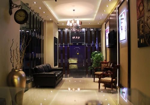 Africana Hotel