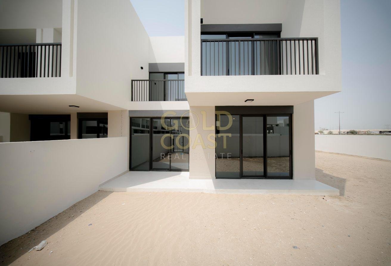 Вилла с 4 спальнями — Maha Townhouses