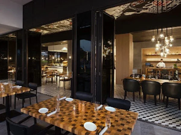Graze Gastro Grill & Bar Restaurant