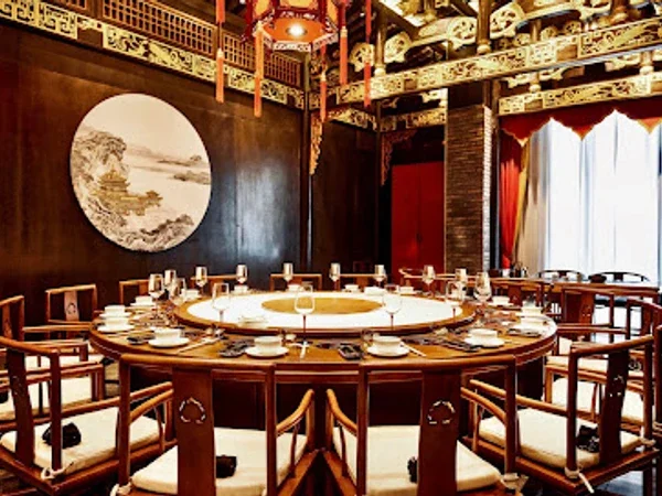 小龙坎火锅 Shoo Loong Kan Hot Pot