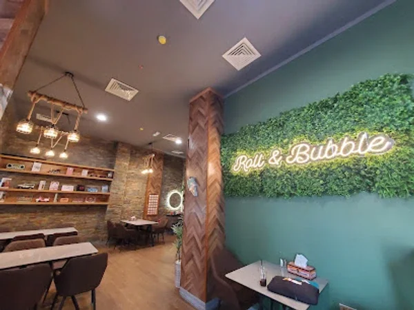 Roll and Bubble (Businessbay)