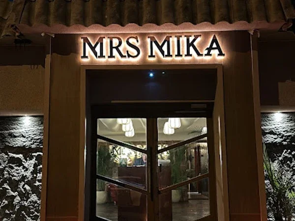 Mrs Mika