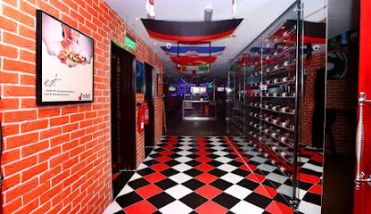 Freddy's Restrocafe and Bowling