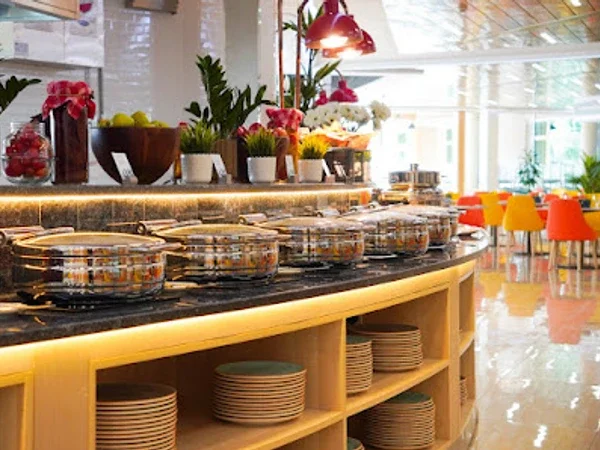 LE Murooj Restaurant