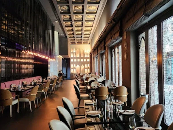 Patiala l Indian Restaurant & Lounge