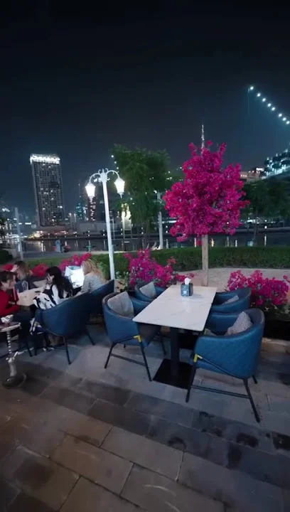 BEROEA Cafe & Restaurant