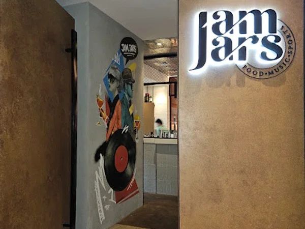 JamJars Restaurant & Bar