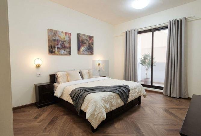 1BR Apartment in Escan Tower
