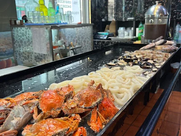 Carinderia ni Tandang Sora, Deira Dubai