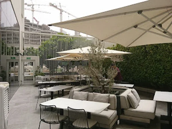 LONG HILL Brasserie