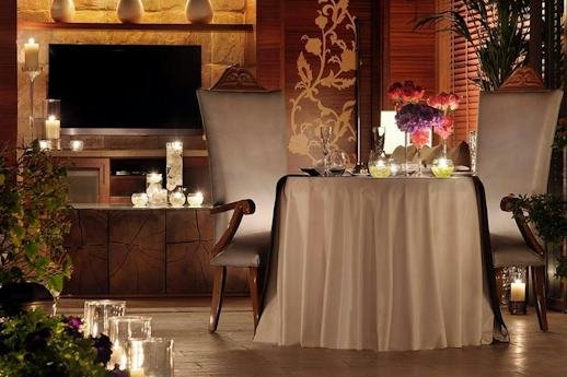 101 Dining Lounge and Marina