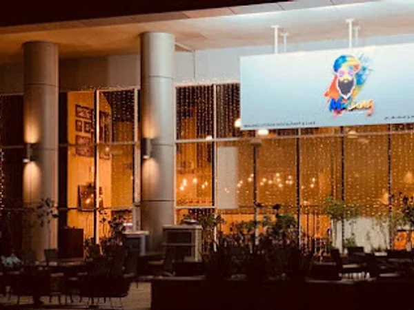 Malang Lounge Restaurant & Cafe