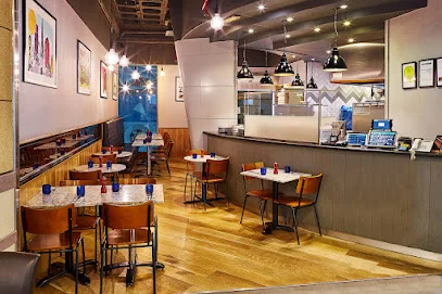 PizzaExpress, Bin Sougat Centre