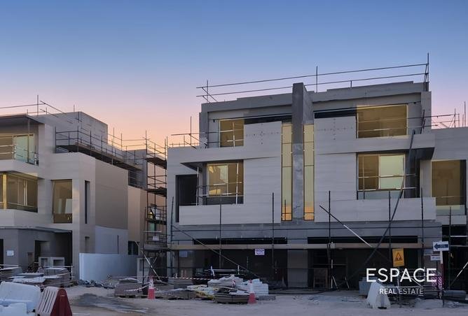 4BR Villa in Amara