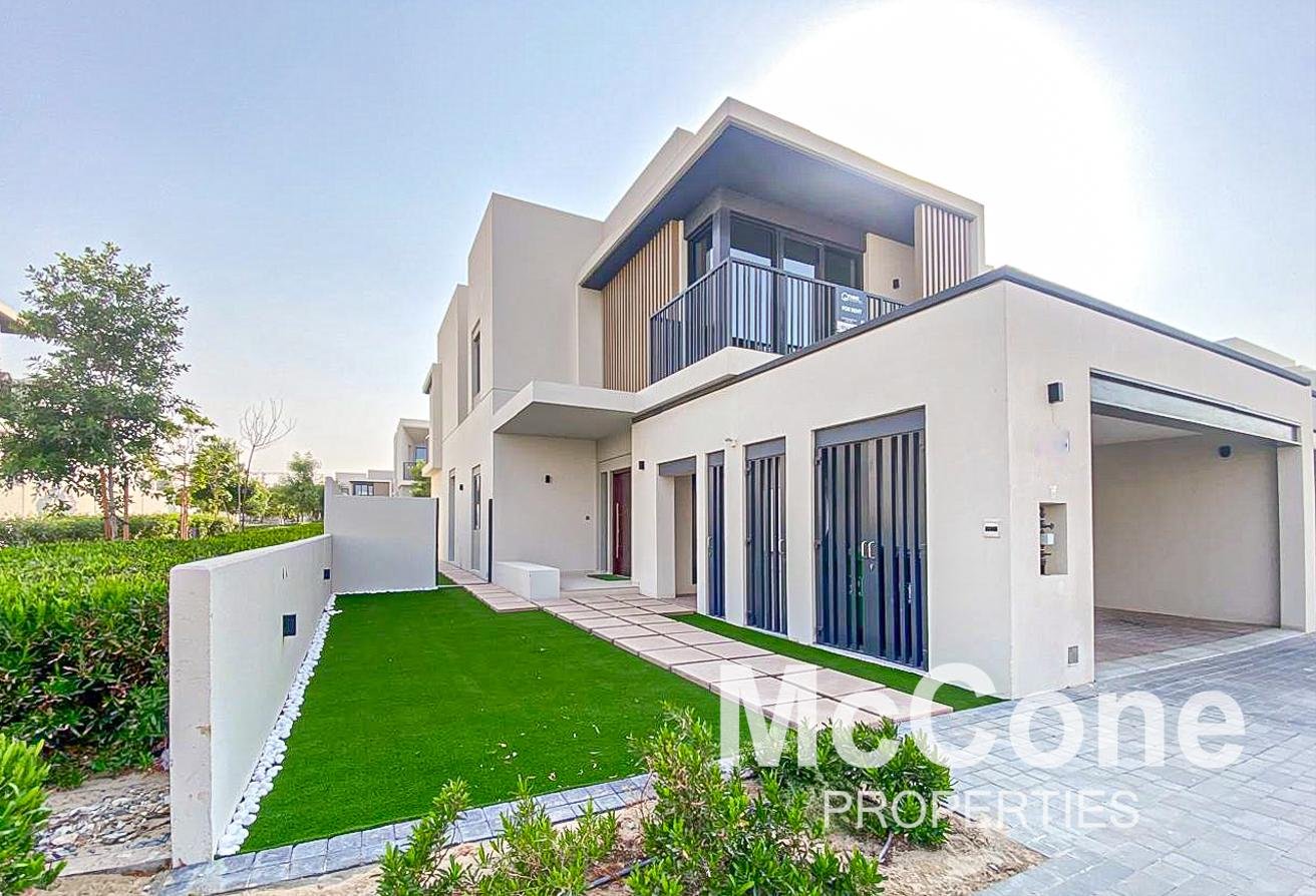 Таунхаус с 4 спальнями — Jebel Ali Village