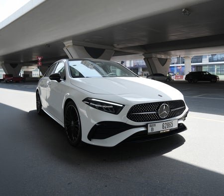 Mercedes Benz A200 2026