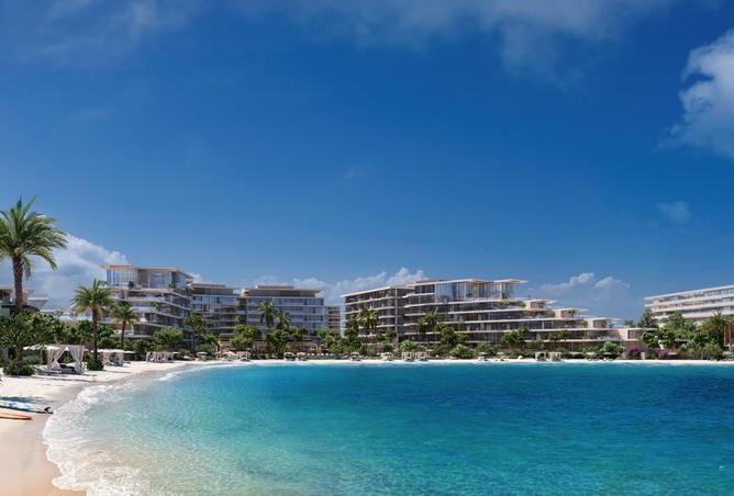 4BR Apartment in Palm Central Private Residences