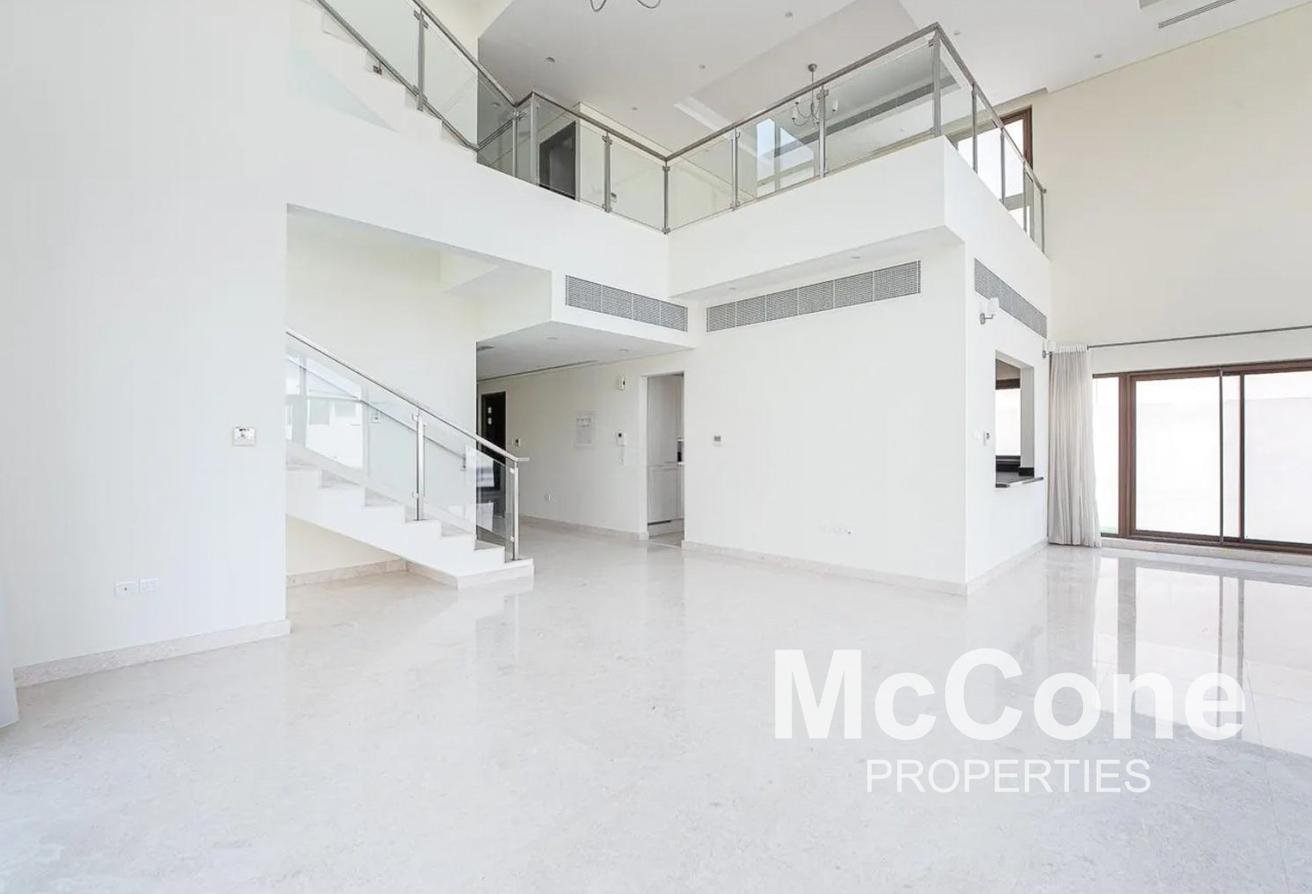Вилла с 6 спальнями — Meydan Gated Community