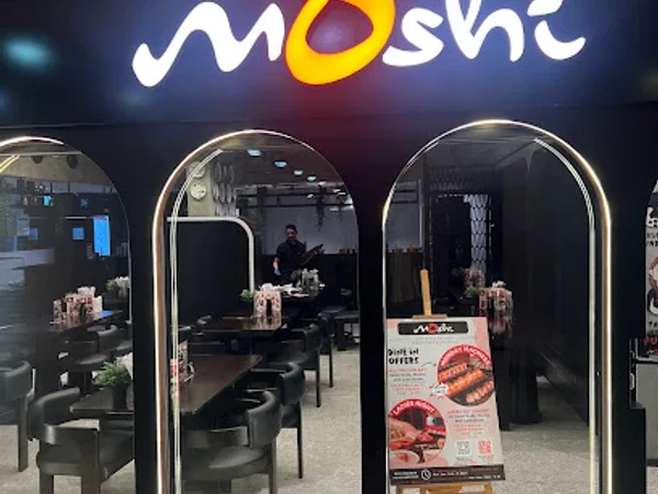 Moshi JLT