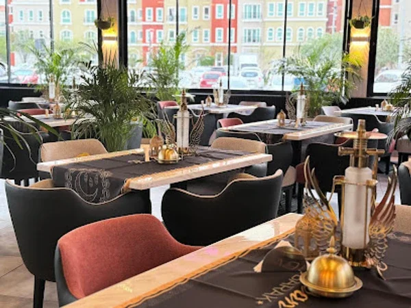 Aurum Restaurant & cafe