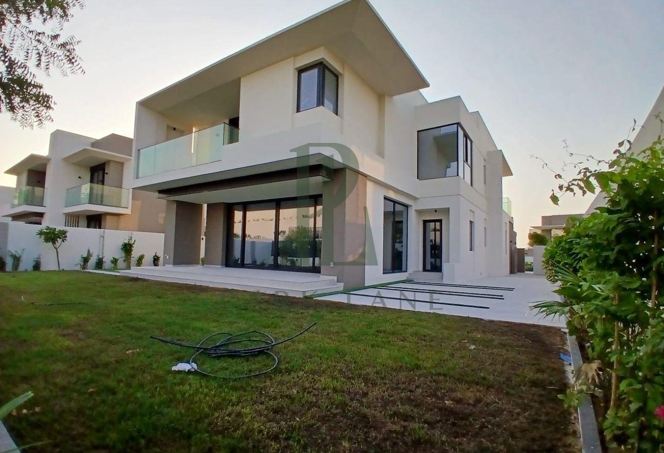Вилла с 4 спальнями — Jebel Ali Village
