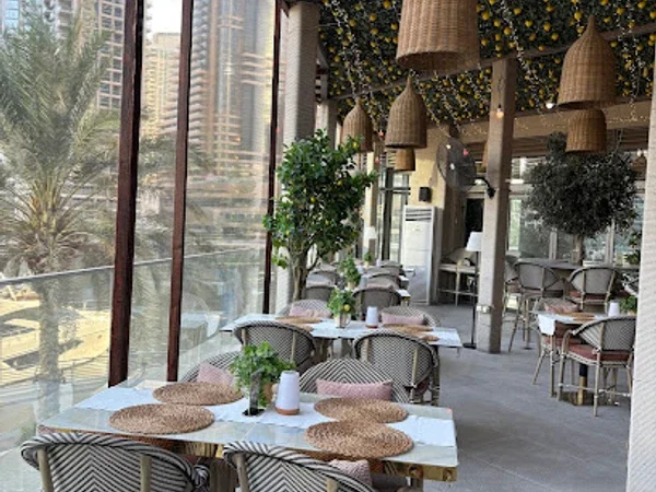 Ritzi Italian Restaurant Dubai Marina