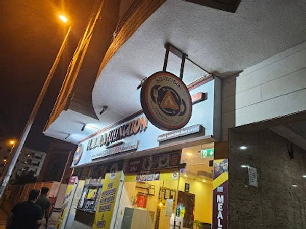 Best Indian Restaurant in AL Karama Dubai - Masala juunction