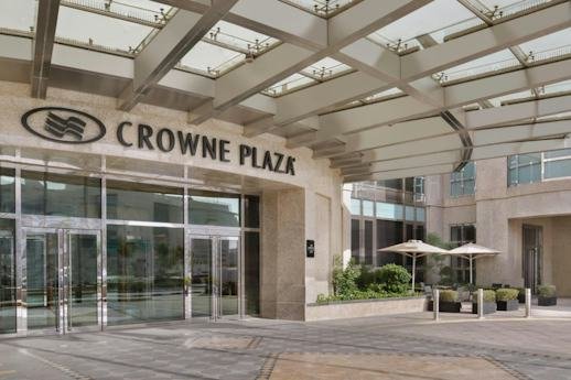 Cuisines at Crowne Plaza Dubai Jumeirah