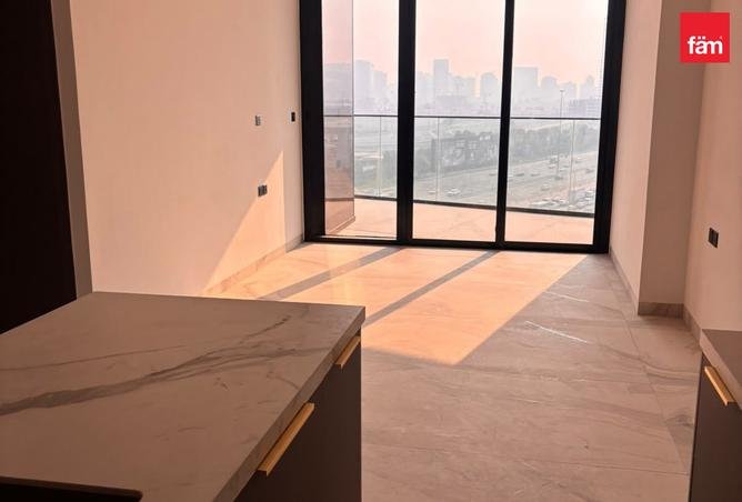 Квартира 3BR в 48 Parkside