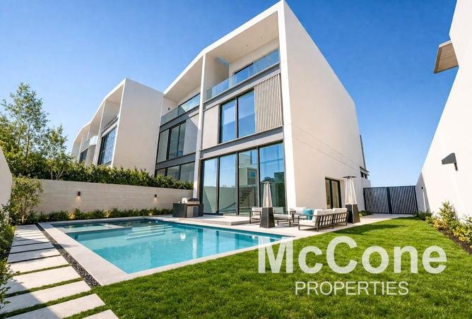 Таунхаус 3BR в Nad Al Sheba Gardens 4