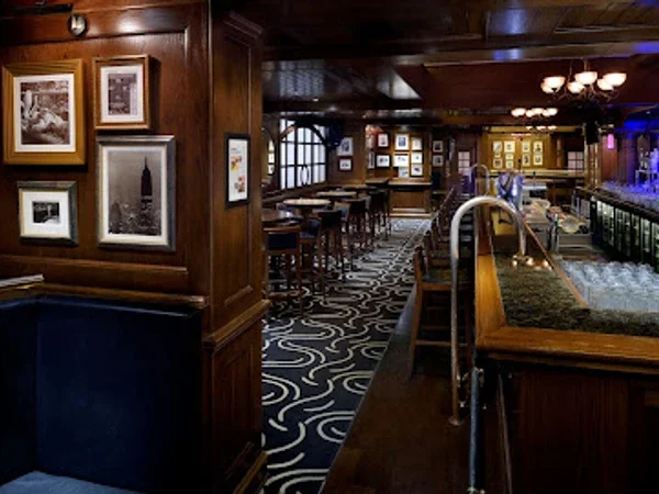 Speakeasy Bar & Restaurant
