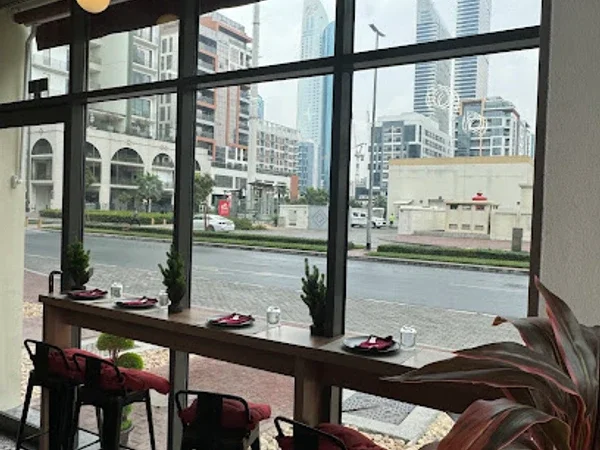 Menza Restaurant & Cafè