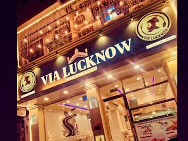 Via Lucknow Restaurant