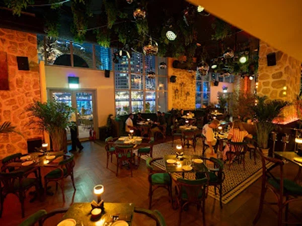 The Groove House by Hitchki - Speakeasy | Music & Mixology | Bollywood Lounge & Bar