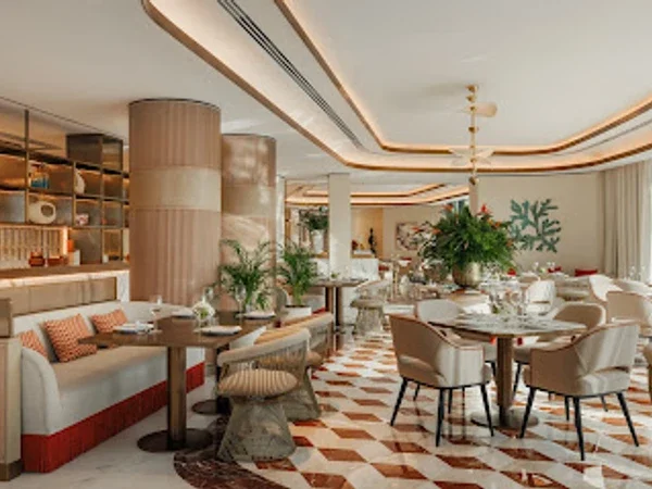 Commodore Club - Marsa Al Arab