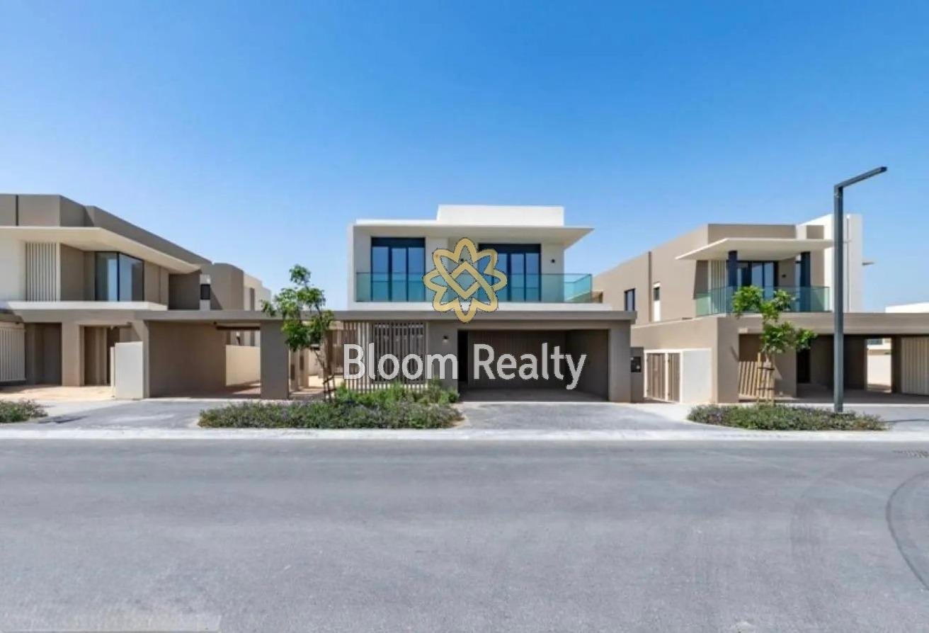 Вилла с 4 спальнями — Jebel Ali Village