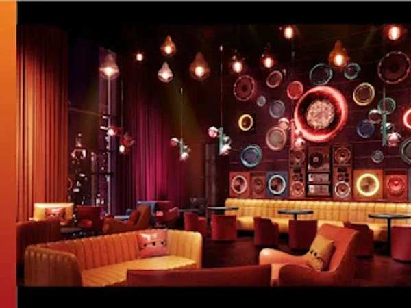Crab Market &Living Room Restaurant Lounge