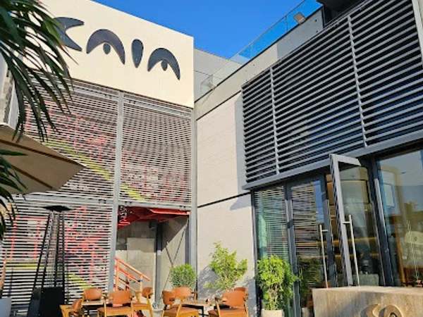 Caia Cafè & Restaurant