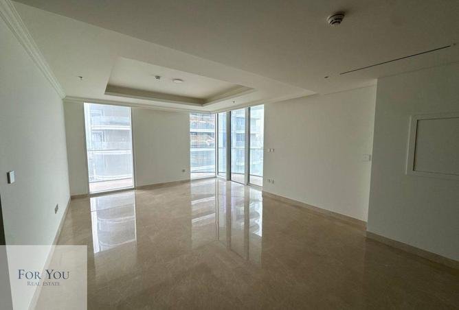 Квартира 2BR в Palace Beach Residence Tower 2