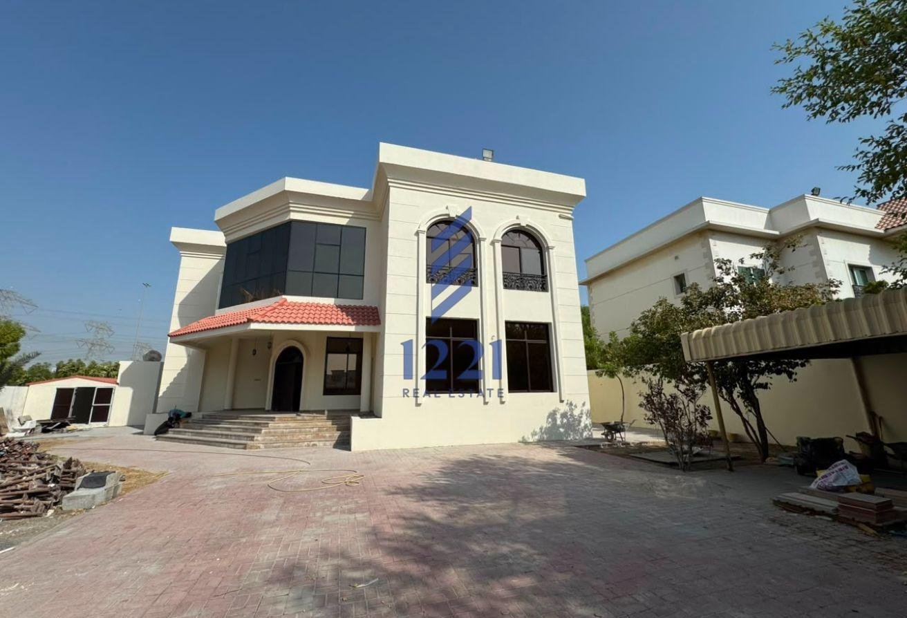 Вилла с 5 спальнями — Al Barsha South 1