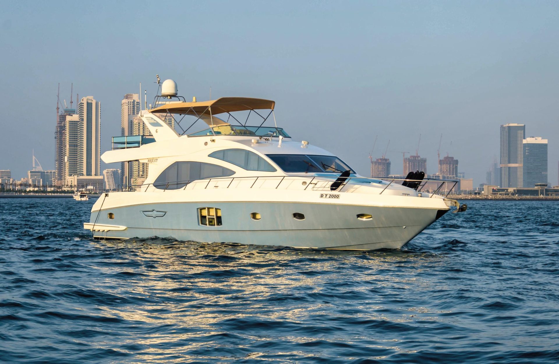 Majesty 64ft — до 30 гостей